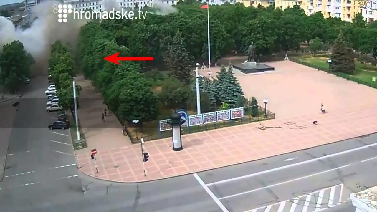 Авиаудар Луганск 2.06.2014. Обстрел Луганска 2 июня 2014 года. Авиаудар по зданию администрации Луганск 2014. От 23 июня 2014 г