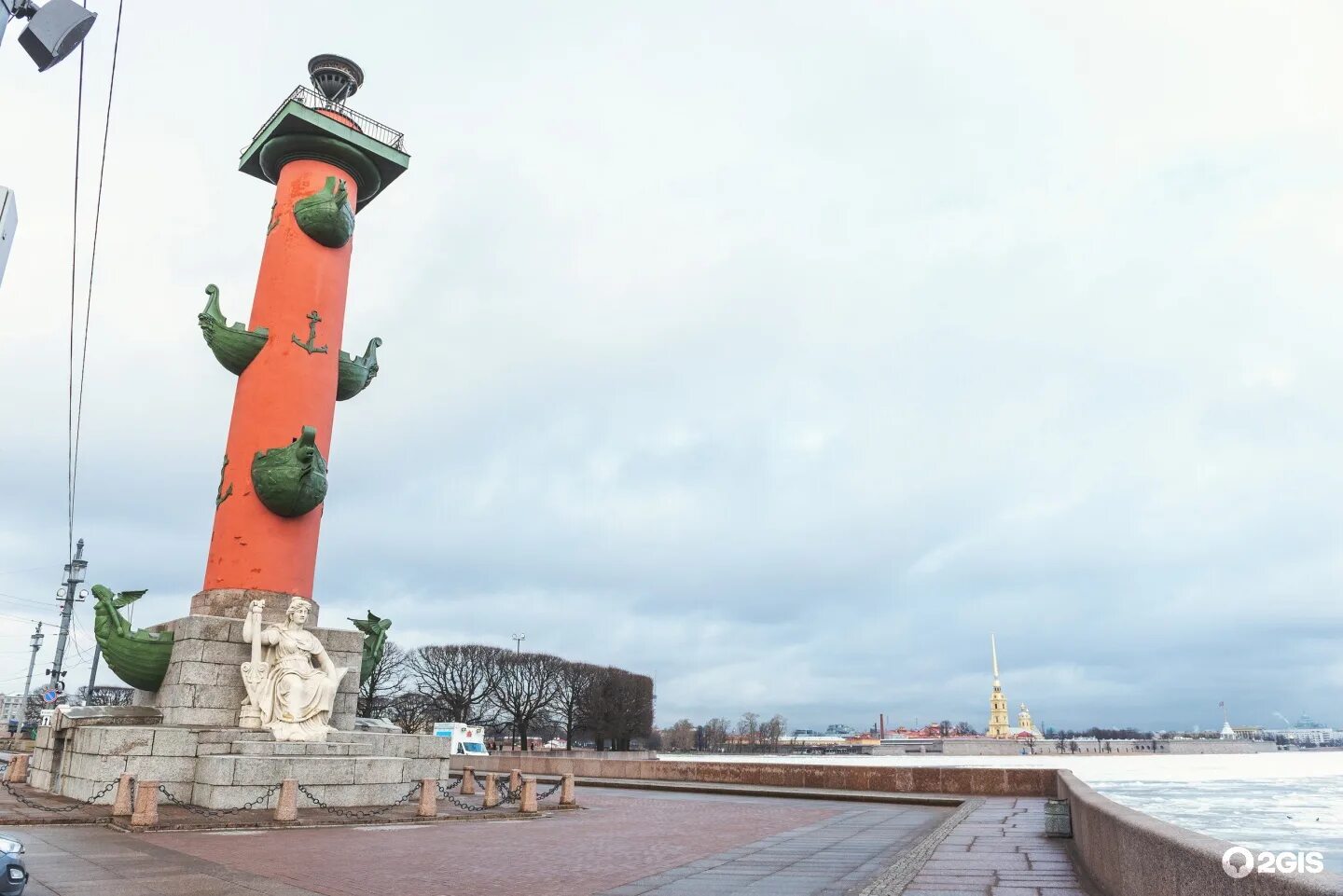 ростральные колонны 8 февраля. ростральные колонны мгу. ростральные колонны 8 февраля. ростральные колонны васильевский остров. ростральные колонны васильевский остров рисунок.