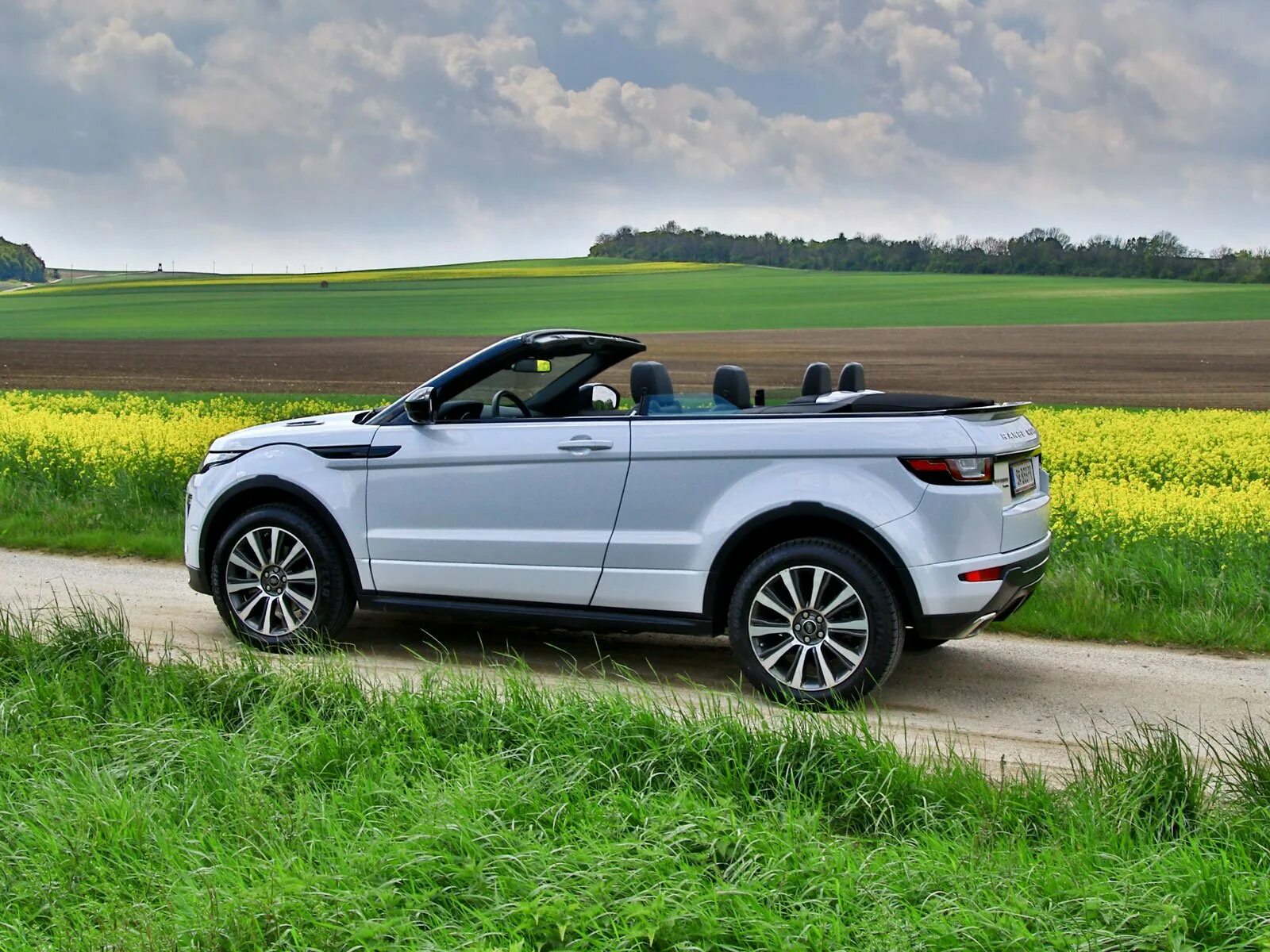Рендж Ровер Эвок. Ленд Ровер Эвок кабриолет. Рэнд Ровер Эвок кабриолет. Range Rover кабриолет