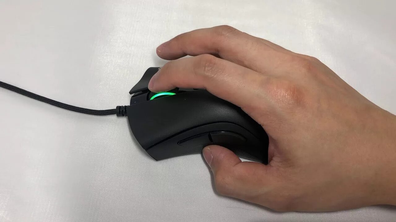 Deathadder essential сенсор какой. Razer deathadder v2 белая. мышь проводная razer deathadder essential. рейзер дезаддер в2 мини. рейзер дозатор в2 про беспроводная.