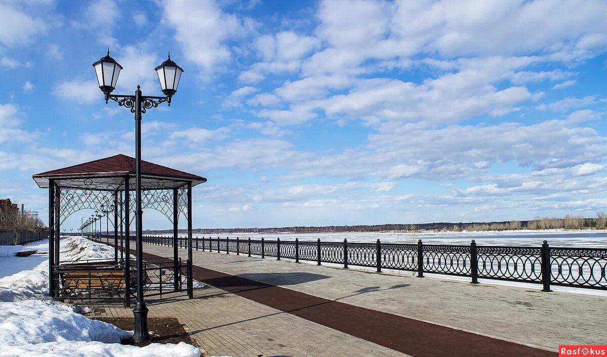 набережная камы в сарапуле. река кама город сарапул. набережная города сарапула. набережная камы в сарапуле. набережная камы в сарапуле.
