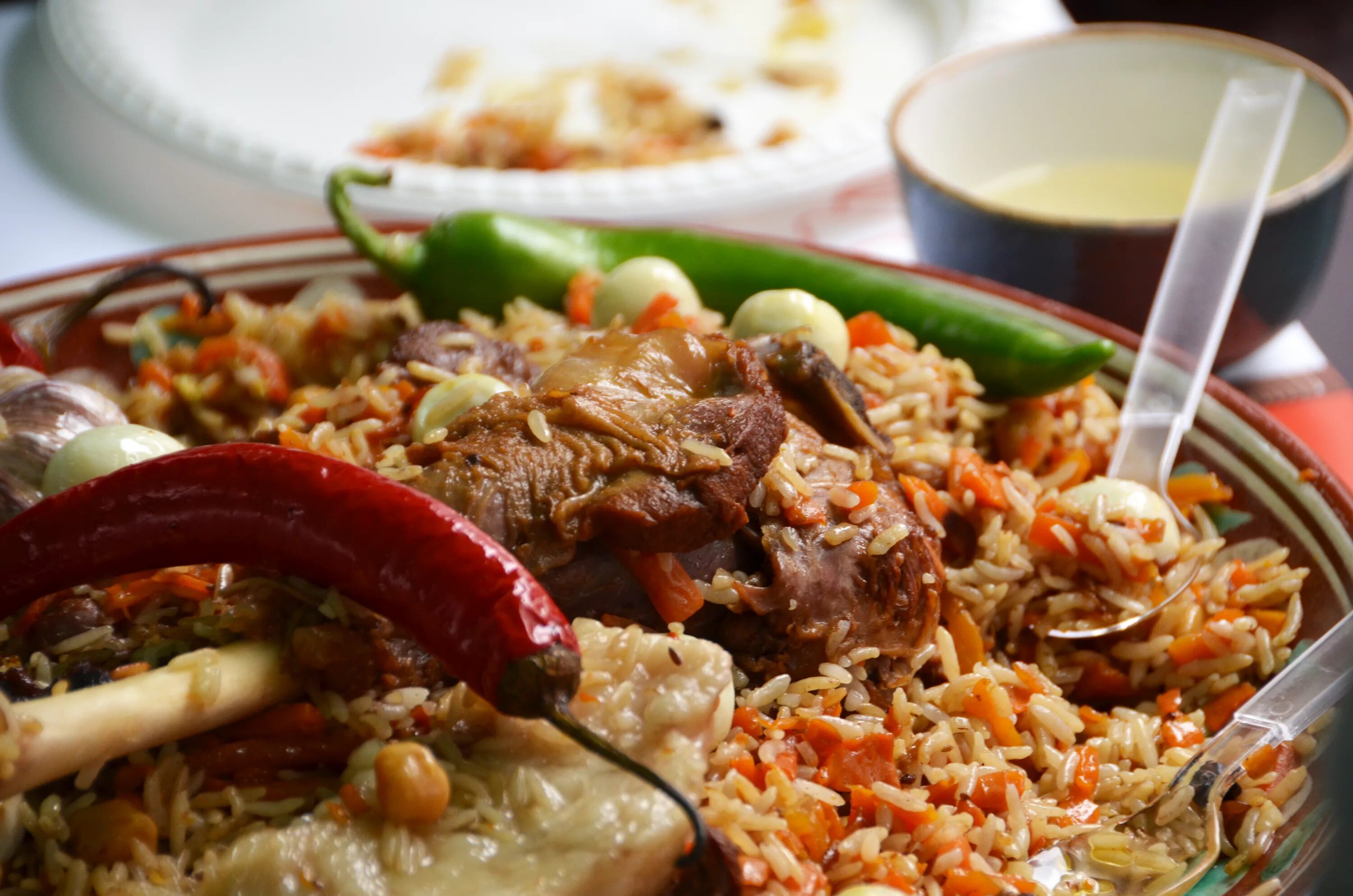 Повар узбекской кухни работа. Байрам ош плов. восточная кухня. блюда восточной кухни. плов восточный.