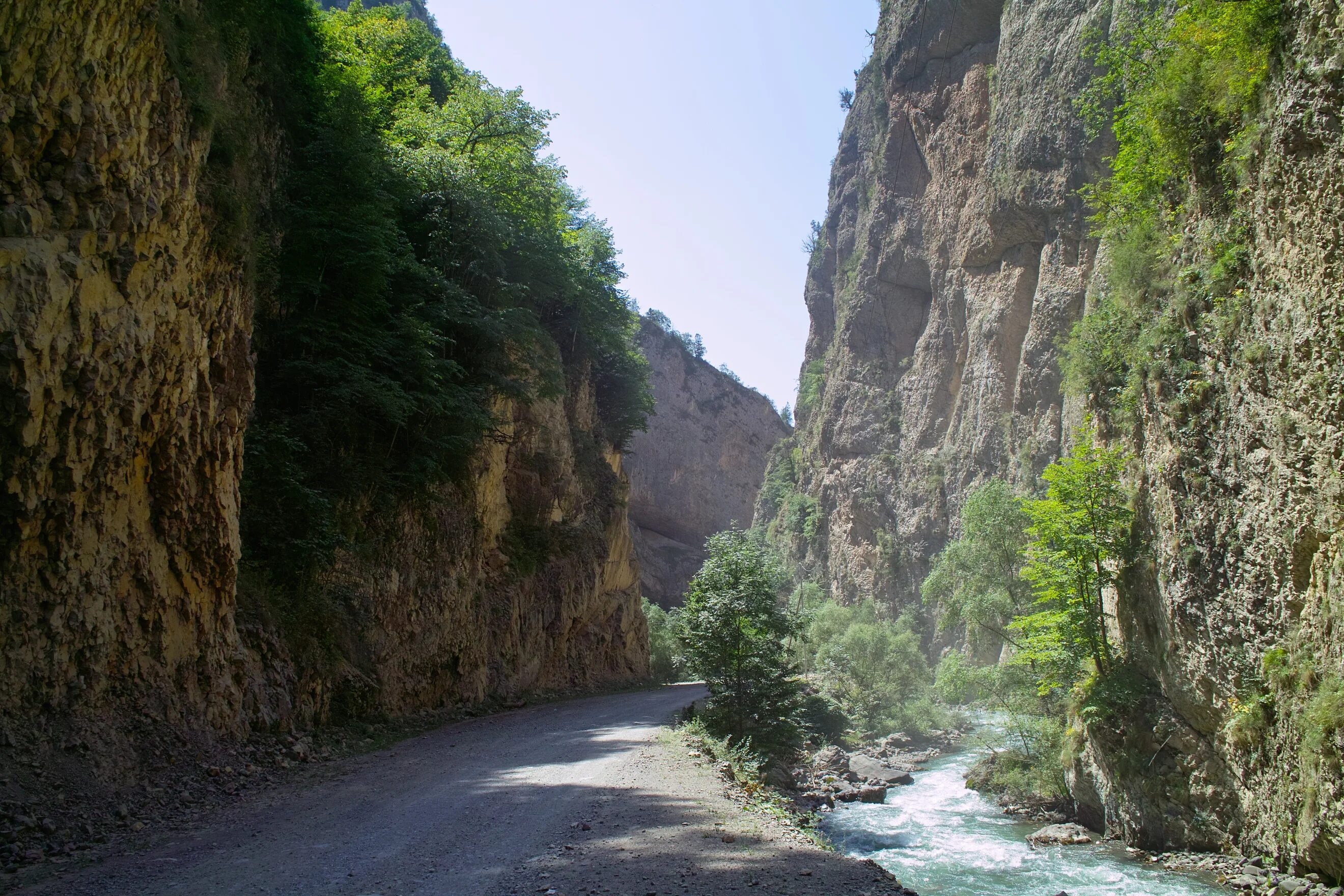 Ассинское ущелье. Бьющего в ущелье. Бьющего в ущелье. Фото дарбанд. Бьющего в ущелье.