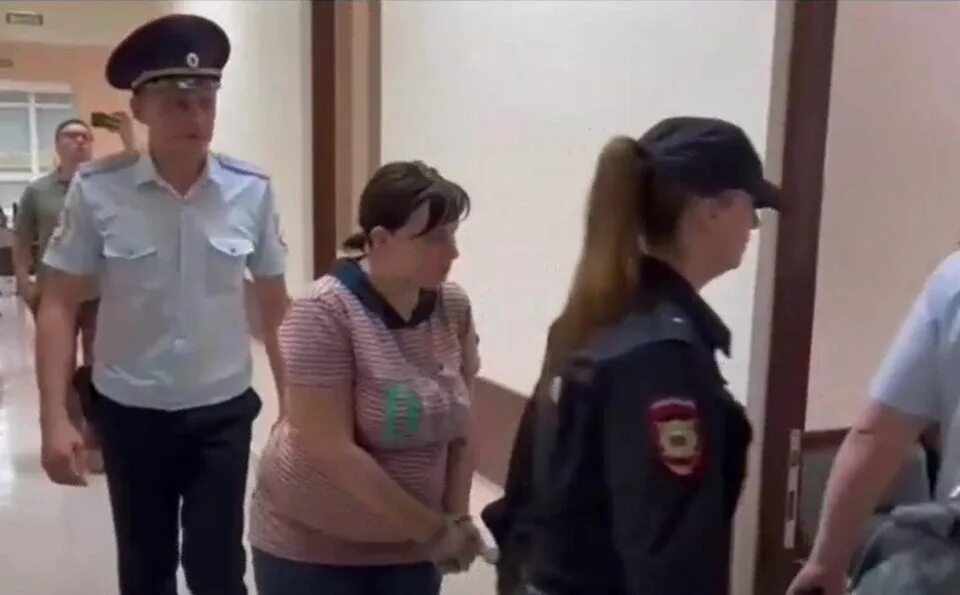 03 2024 мужское. Мама под арестом 20. Женщины под стражей. Мама под арестом 20. 03 2024 мужское.