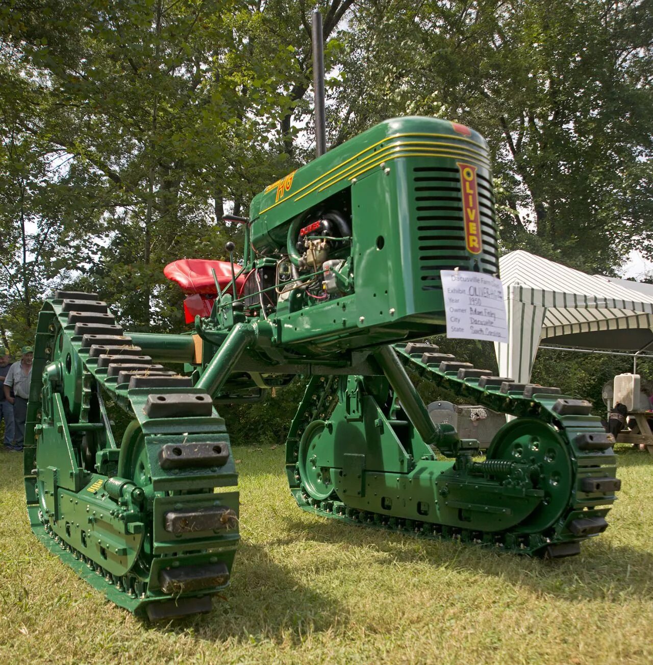 Трактор дорогой. Трактор оливер гусеничный. caterpillar трактор 1950 года. трактор большой. необычные трактора.
