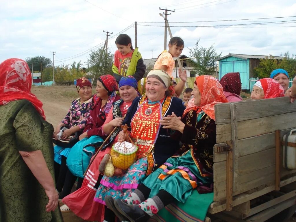 Погода ивановка хайбуллинский. Деревня Мамбетово Хайбуллинский район. Деревня Валитово Хайбуллинский район. Сумбуля Башкирский праздник. Таналыкский сельсовет Хайбуллинский район.