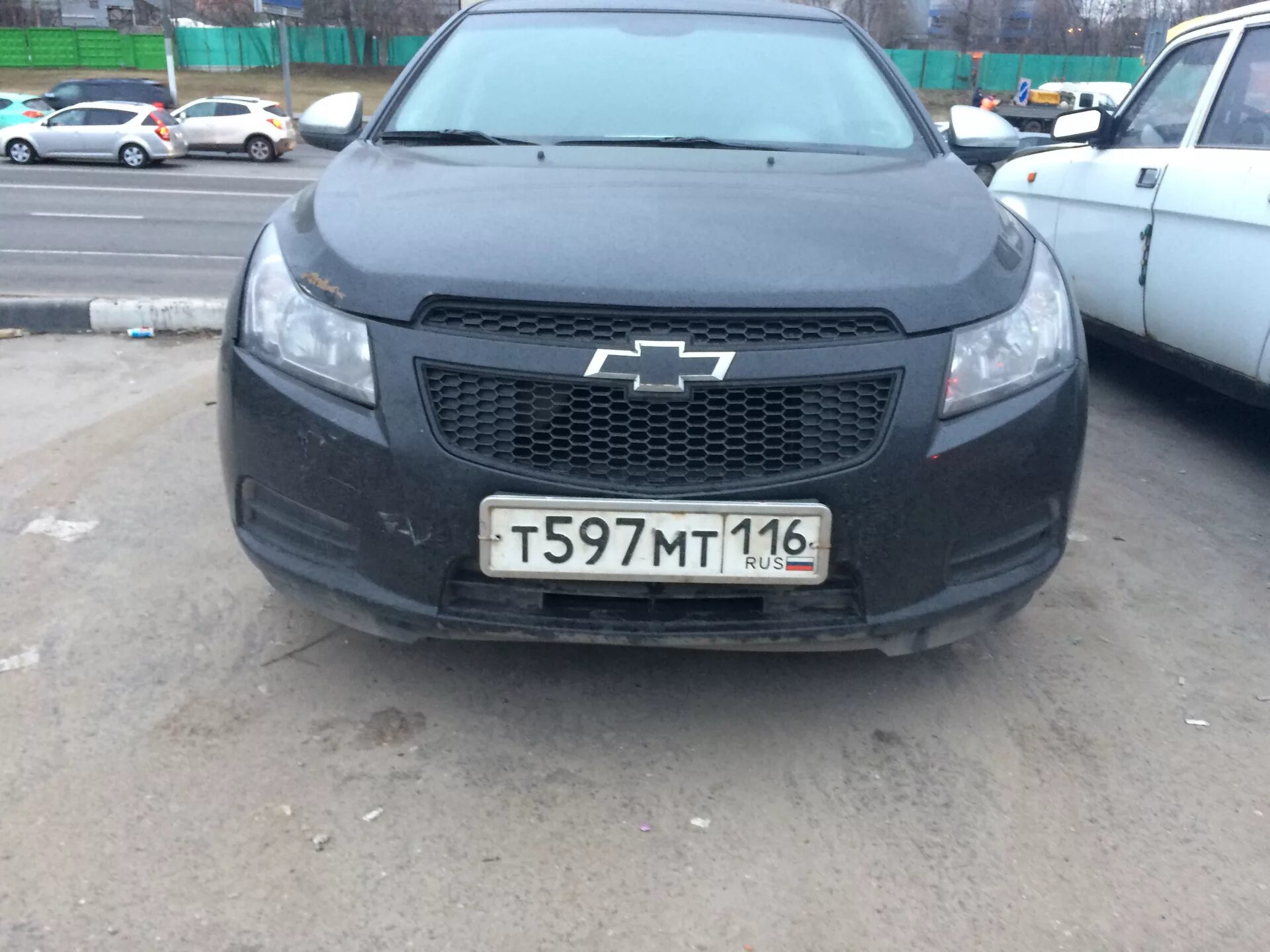 Шевроле круз без бампера. Chevrolet cruze губа переднего бампера. бампера шевроле круз 1. нижняя губа бампера шевроле круз 2012. резиновая губа на шевроле круз.