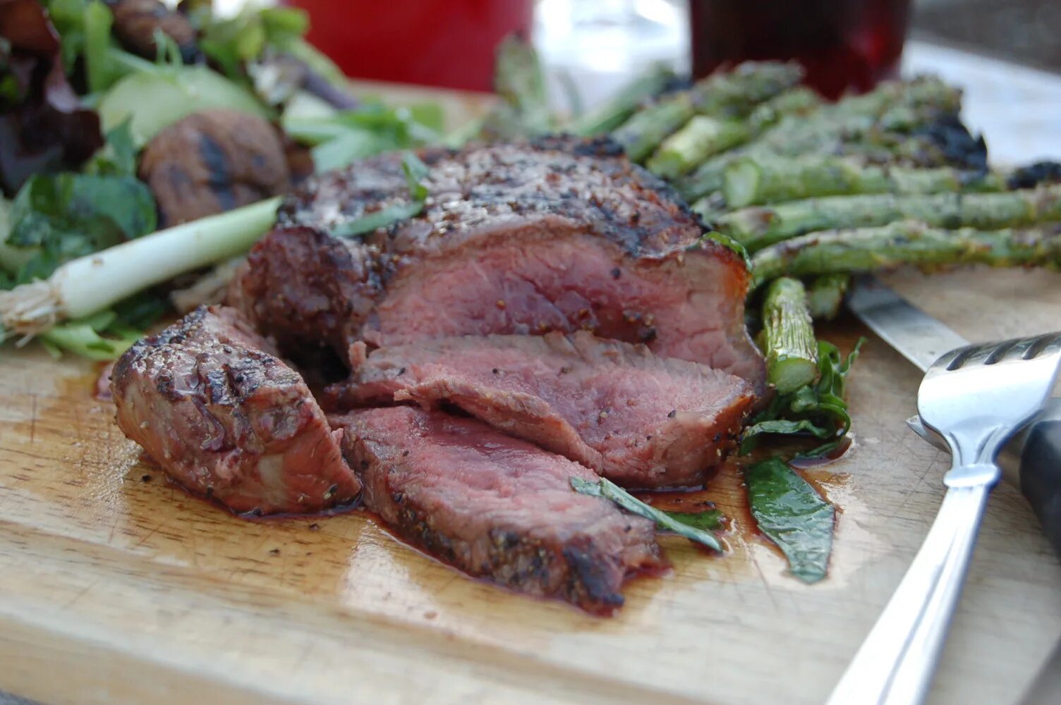 Стейк баффало. Баффало стейк на гриле. Буффало стейк. Серлоин мясо. Буффало стейк.