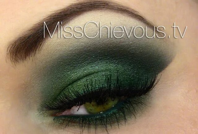 Pin by zarzamorayregaliz on MAKEUP INSPIRATION Eye makeup, Makeup for green eyes