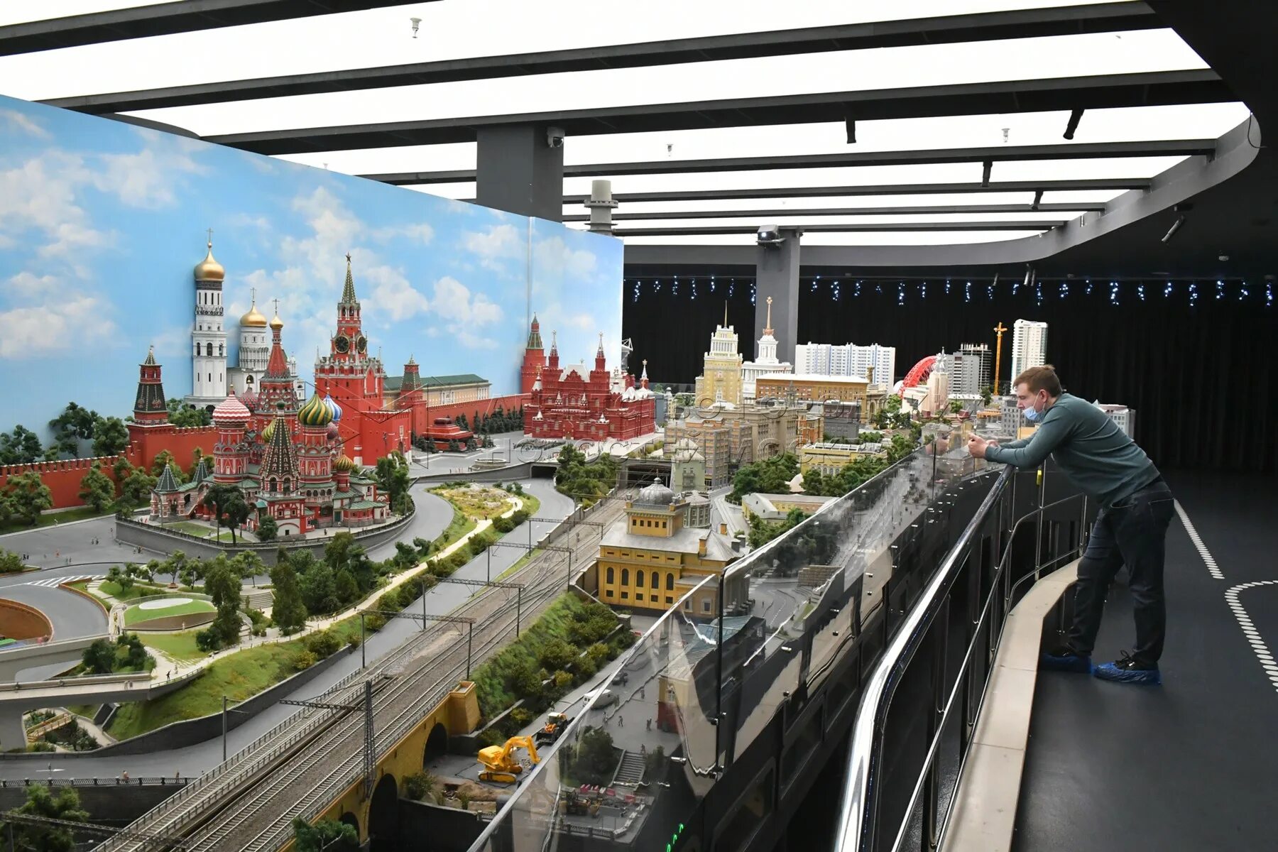 Сколько людей посетили выставку вднх. Вднх макет москвы павильон. павильон 26 вднх. москва в миниатюре выставка на вднх.