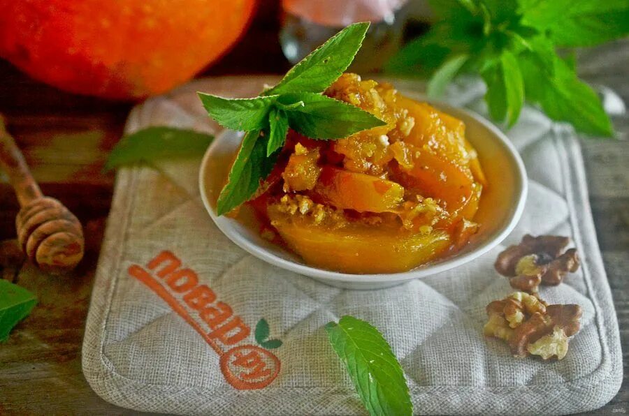Репа тыква. Запеченная тыква с медом. тыква с медом и орехами. печеная тыква с медом и орехами. тыква запеченная с медом и орехами.