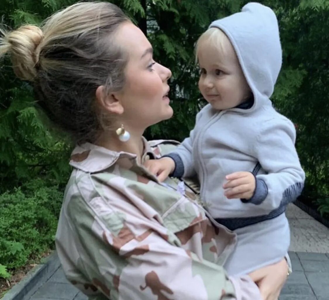 Сколько лет сыну маликову дмитрию. Сын дмитрия маликова. Дмитрий маликов дети. Дмитрий маликов 2020 семья. Дмитрий маликов семья.