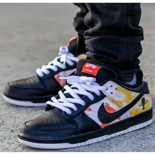 Air force dunk low