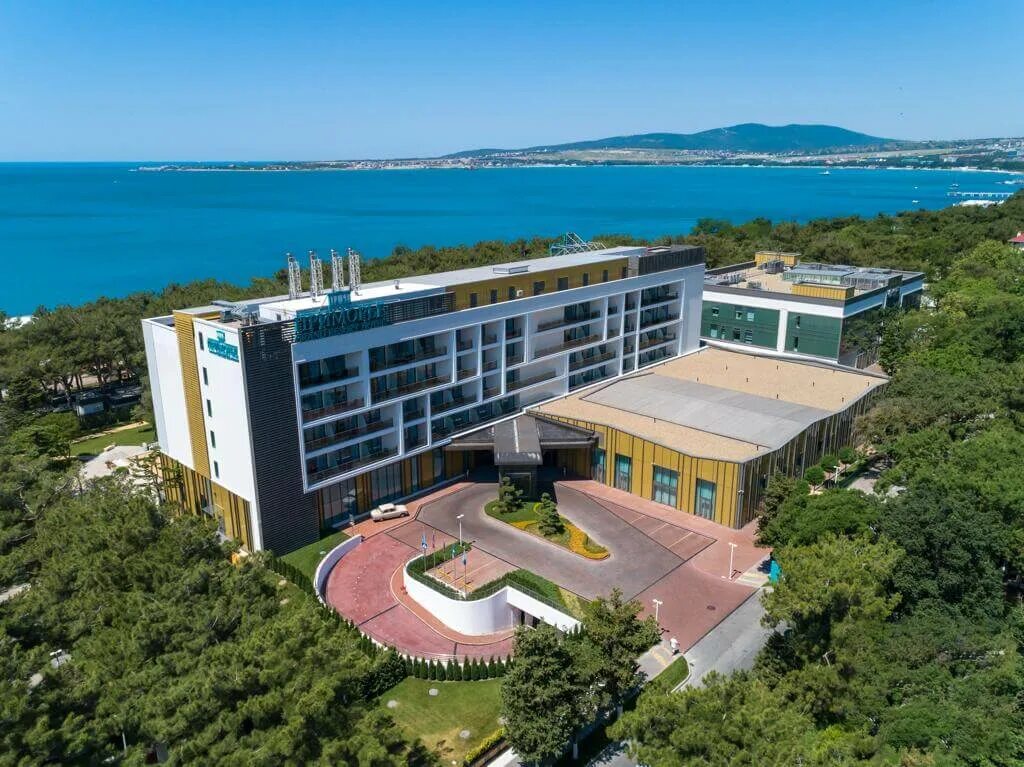 Фото Отель Приморье Grand Resort Hotel, Геленджик, Геленджик