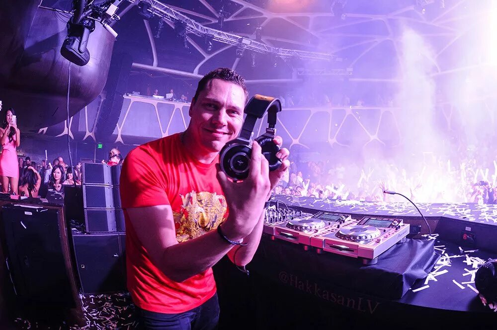 Tiesto. DJ Тиесто. Тиесто 2018. Диджей Тиесто Метавселенная.