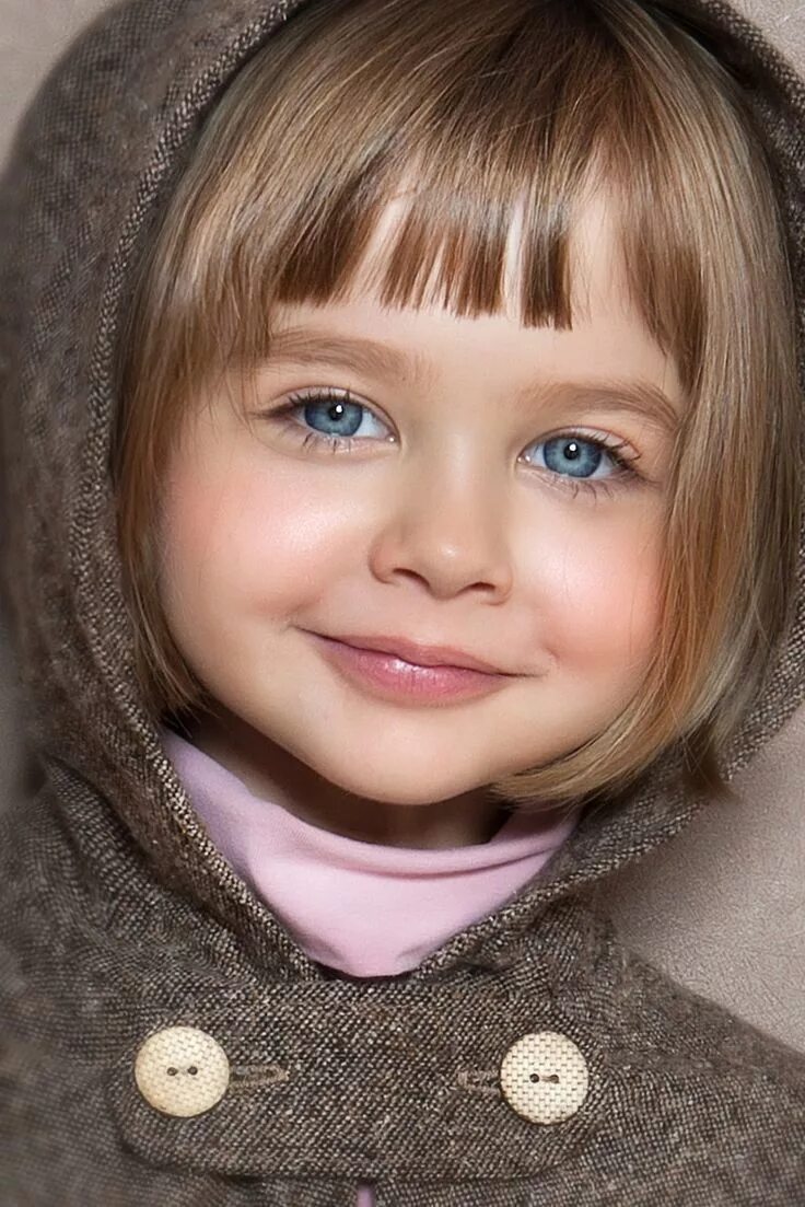 Красивые малыши. Красивые детишки. Маленькая рыжеволосая девочка. Маленькая симпатичная. Маленькая симпатичная.