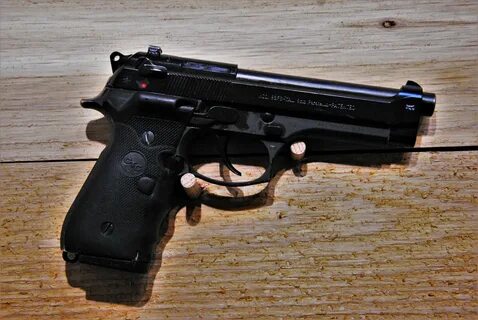 Beretta 92