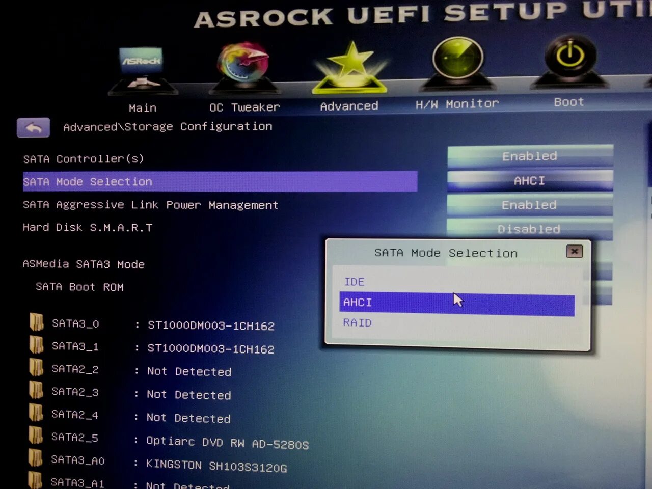 Sata mode selection что это. Raid mode в биосе gigabyte. биос асрок. sata mode selection в биосе. raid на ahci в биос.