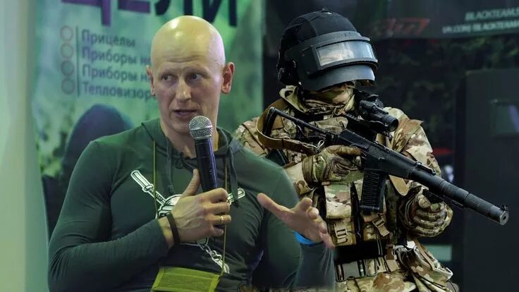Стрим разведос файтербомбер. Арутюнов разведос.