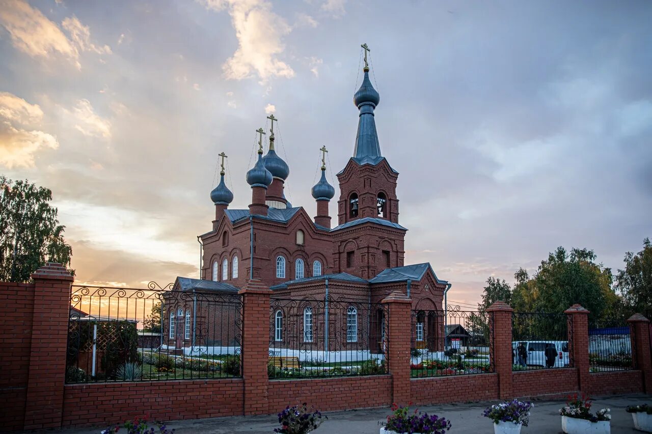 Пурга удмуртская республика. Церковь малая Пурга. Михаило-Архангельский храм (Можга. Малая Пурга Михайловский храм. Михаило-Архангельского храма города Грозного.