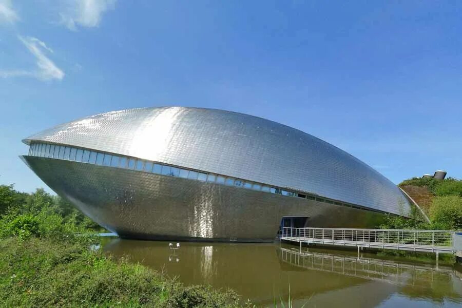 Как называется научный центр. Московская школа управления сколково здание. Наукоград кольцово биотехнопарк. Как называется научный центр. Универсум музей.