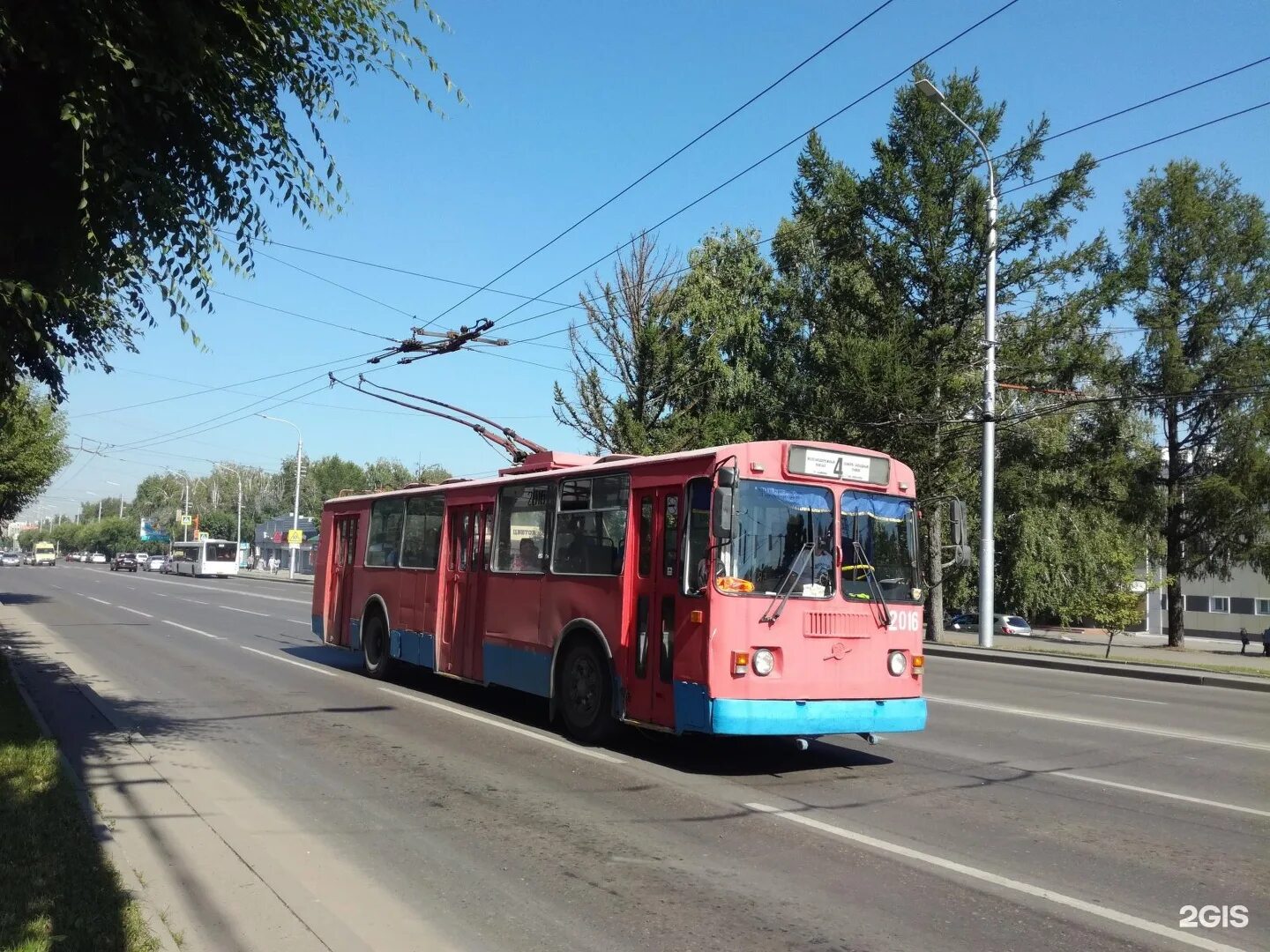 Движение троллейбуса 4