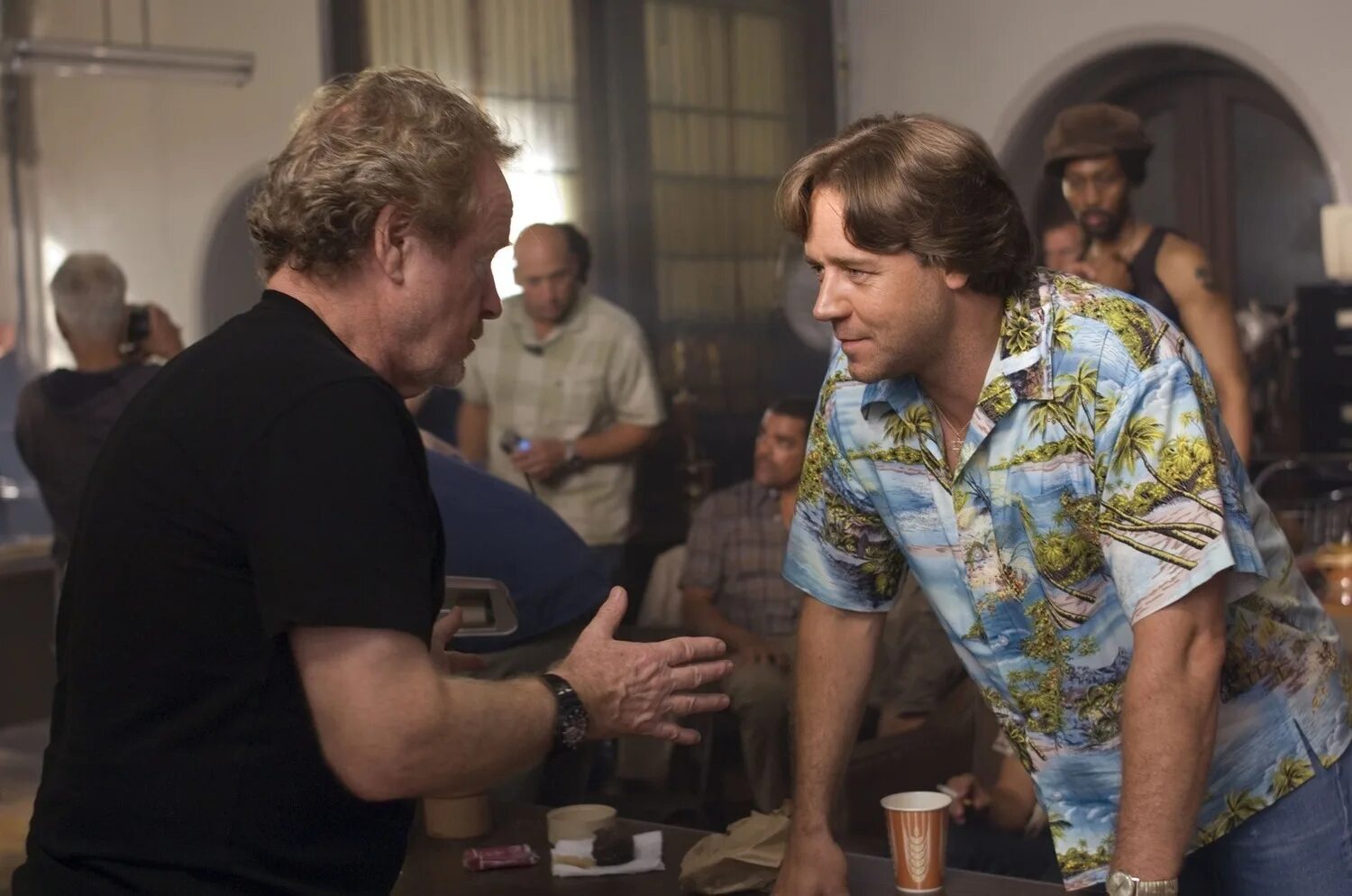 Хороший год гангстер. Хороший год гангстер. Роберт патрик охотники на гангстеров. Джованни рибизи охотники на гангстеров. Хороший год гангстер.