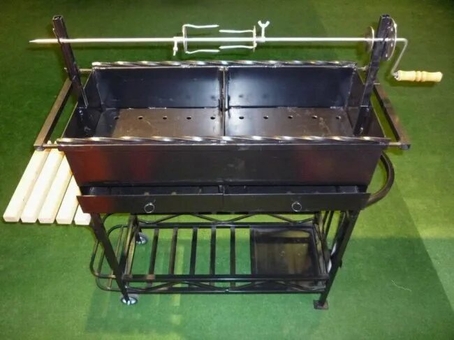 Мангал в кафе. The barbecue restaurant гриль. Асадо парилья аргентинский мангал. Открой мангал. Мангал для открытого пламени.