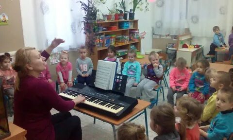 Голоса детей в детском саду слушать