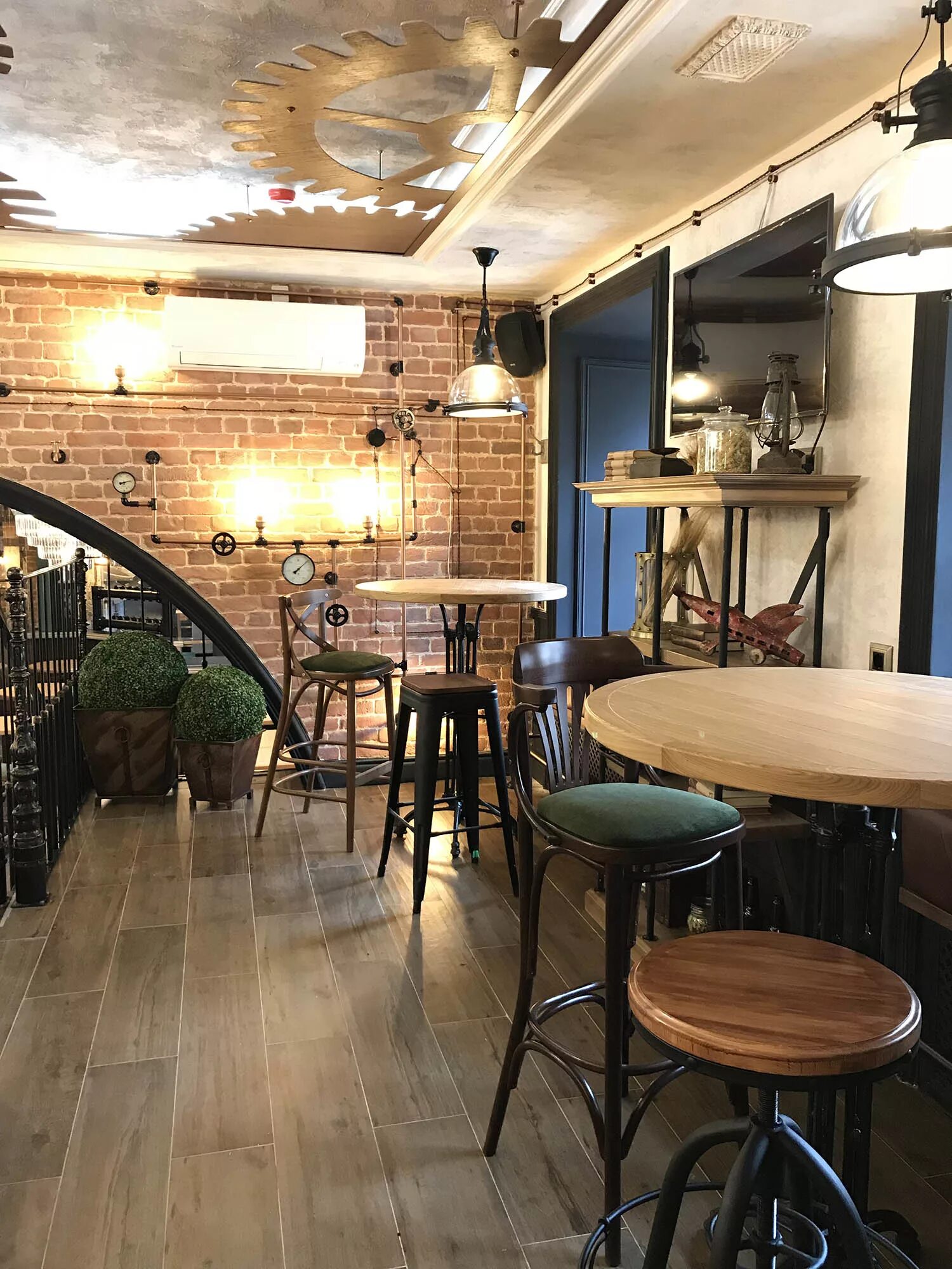 пивзавод нижний новгород ресторан. нижний новгород рождественская улица 29 горьковская пивоварня. гастропаб горьковская пивоварня. пивзавод нижний новгород бар. пивоварня нижний новгород.