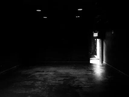 Empty b