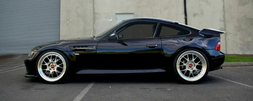 Bmw z3 1990. 25 z z 3. Bmw z3 родстер бонд. Z3m yellow phoenix 30 машин. Bmw z3 hardtop.