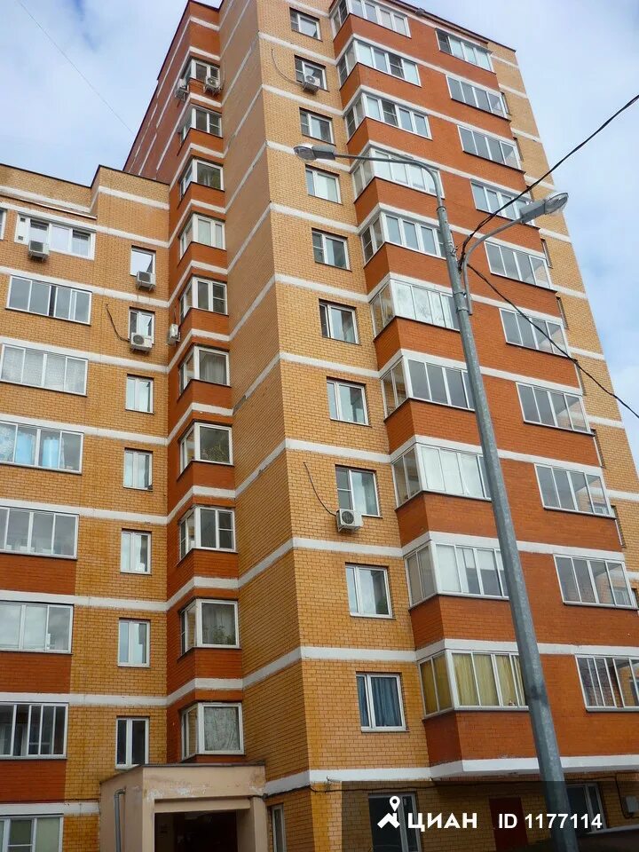 Сниму 2 комнатную в красносельском районе