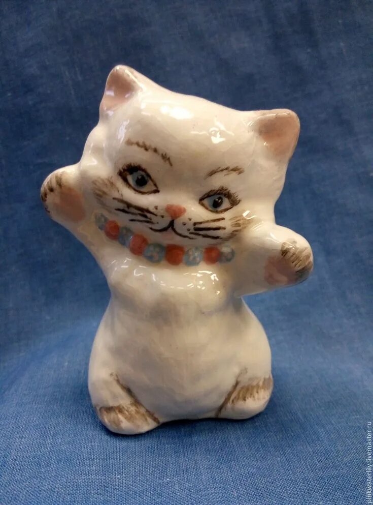 Керамическая кошка купить. Статуэтка "кошечки". Фигурка котенка керамика. Фарфоровая статуэтка "кошка". Керамическая кошка статуэтка.