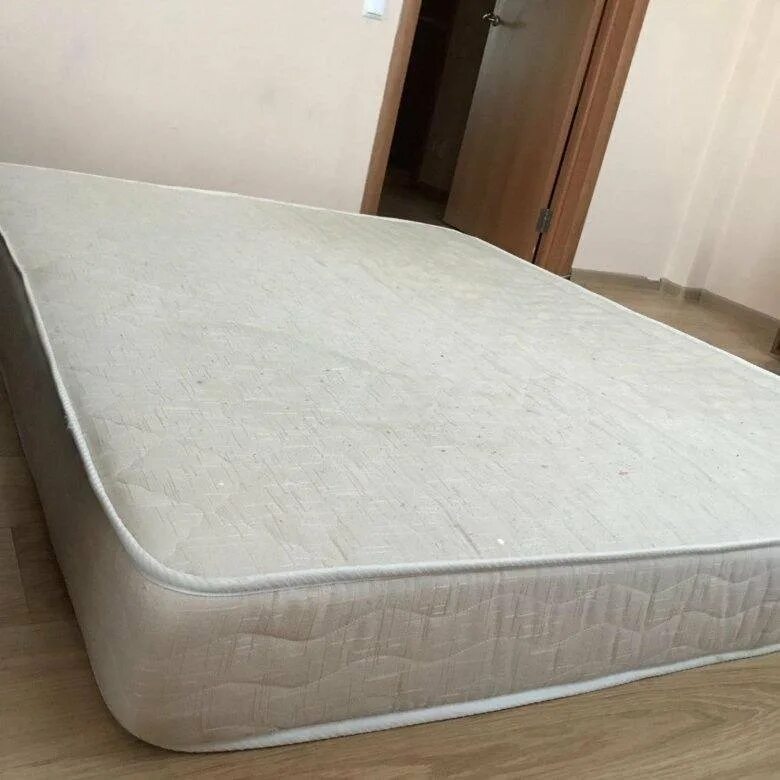 Матрас 160х200 бу. Двухспальный матрас б/у. Матрас пружинный 160х200 esta essentia. Матрас б/у. Матрас б/у.