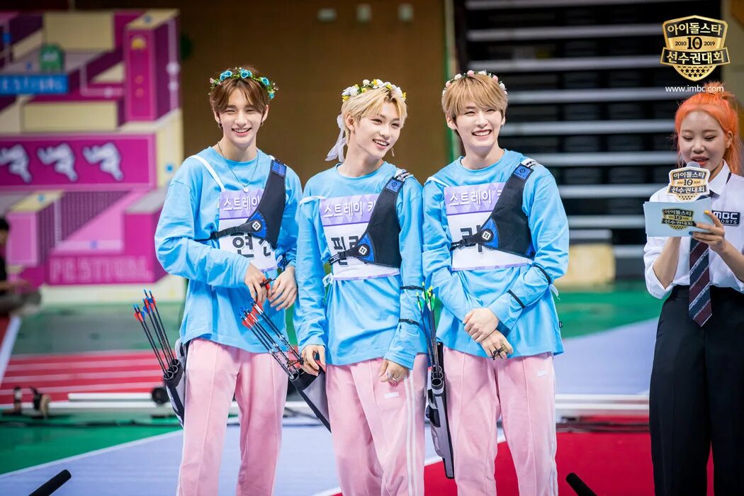 Wow danceracha. Dance racha stray. Danceracha stray kids. Минхо stray 2022. Danceracha stray kids.