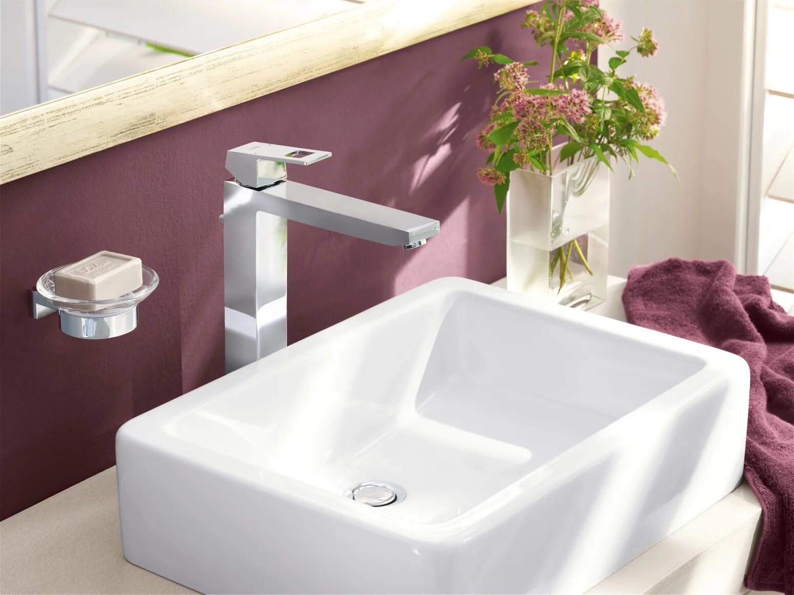 Раковины для ванной grohe. Grohe Eurocube 23406000. Grohe Eurocube 23136000. Раковина Grohe Eurocube. Смеситель: Grohe Eurocube 23406000.