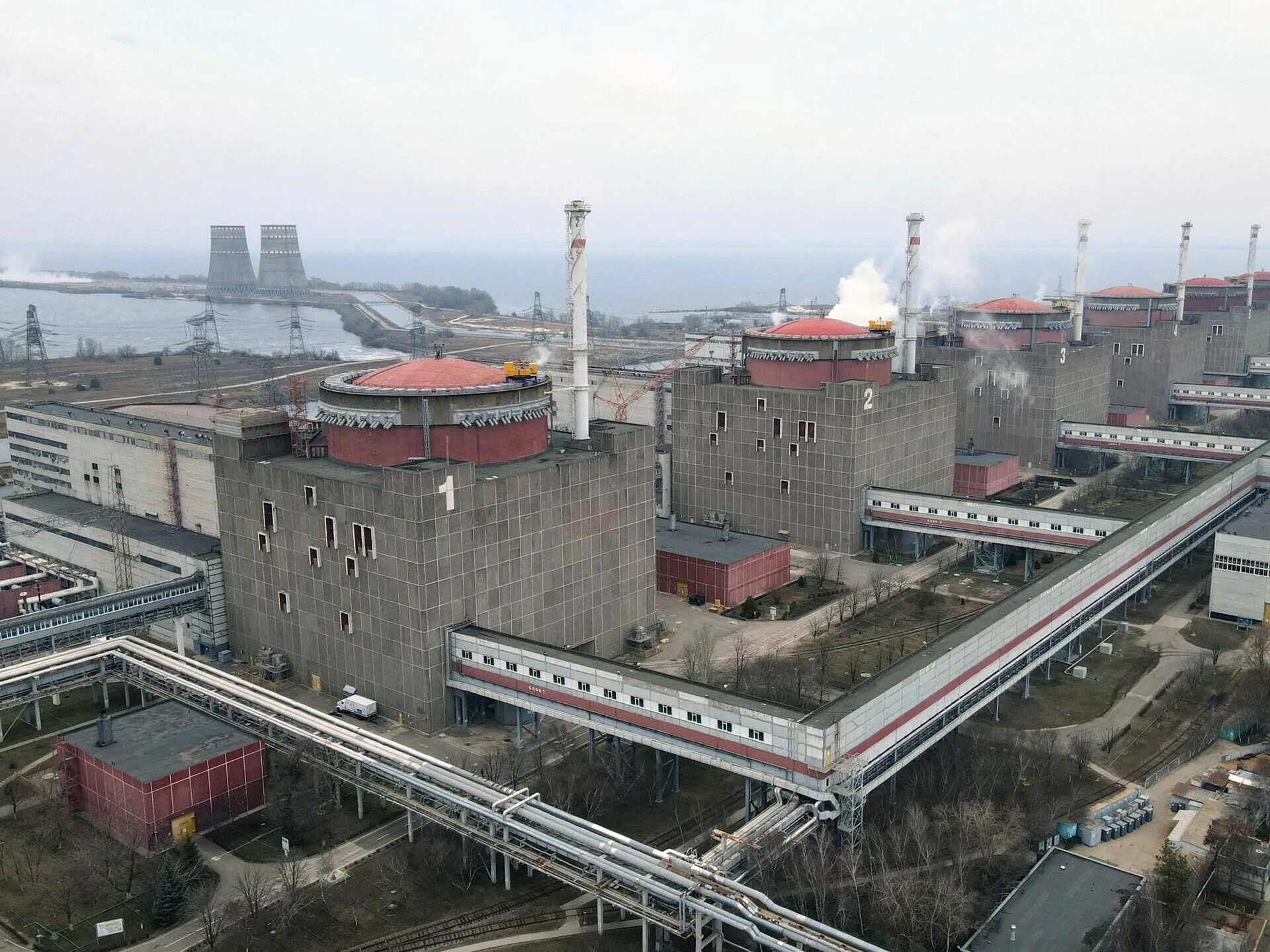 Голышев игорь николаевич ао впо заэс. Зарубежатомэнергострой логотип. Впо заэс кравченко. Запорожская аэс расстояние до москвы. Ао впо заэс.