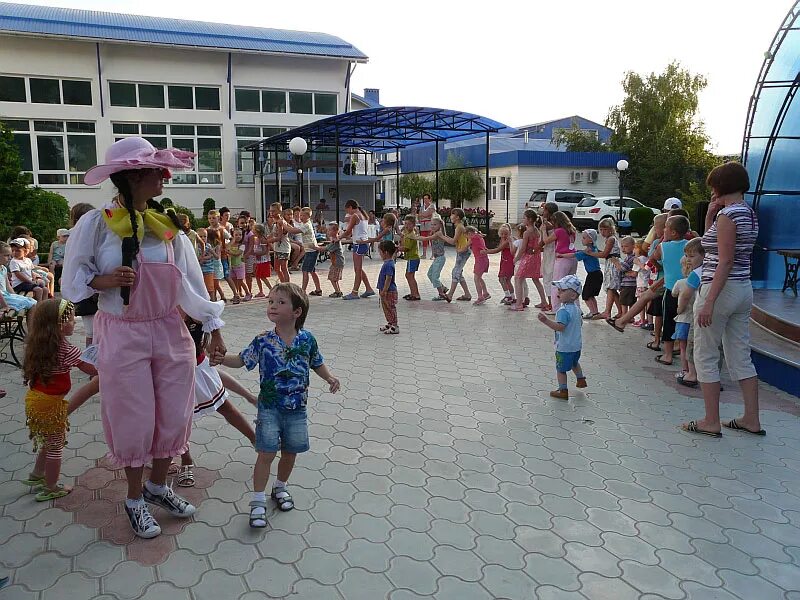 санатории для детей в анапе. детский санаторий бригантина в анапе. санатории для детей в анапе. санаторий парус анапа бассейн. анапа детский санаторий анапа.