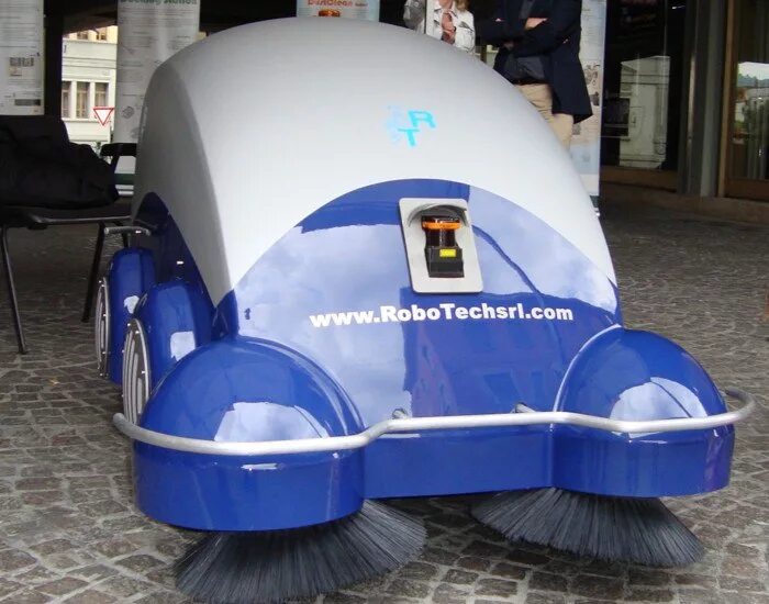 Мусорный робот. Робот-уборщик dustbot. робот мусорщик. робот уборщик улиц.