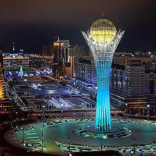 Астана жители. Астана столица Казахстана. Ночная Астана. Ночная Астана фото.