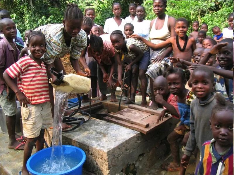 Working poor woman. Бедные люди. Working poor. Working poor. Poor worker.