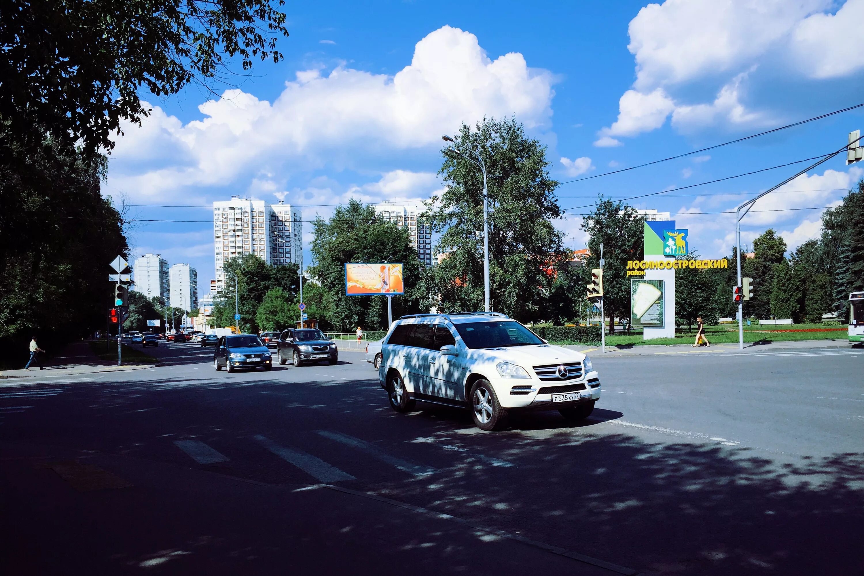 Автопарк менжинского 1в. Авария Менжинского летчика Бабушкина. ДТП на летчика Бабушкина и Менжинского. Грозный Бабушкина 15.