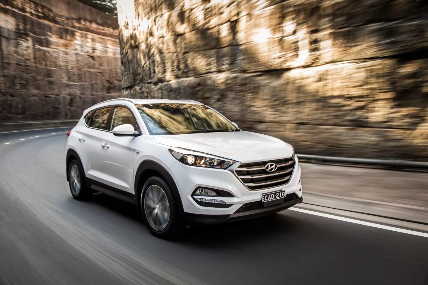 Кроссовер 2015. Hyundai Tucson 2018. Hyundai Tucson 2017. Хундай Туксон 2015. Hyundai Tucson 3.