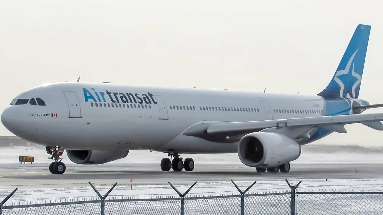 А 330 300 самолет. Аэробус а330-300. Airbus a330-300 Air Transat. Аэробус 330. Самолёт Airbus a330.