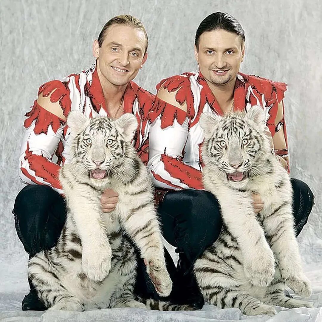 Братья запашные. Труппа запашных. Братья запашные. Ярослав запашный цирк. Эдгард запашный 2021.