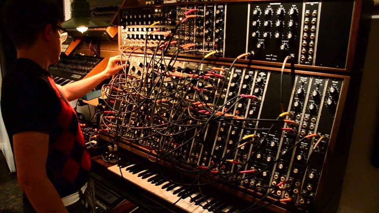Synth e