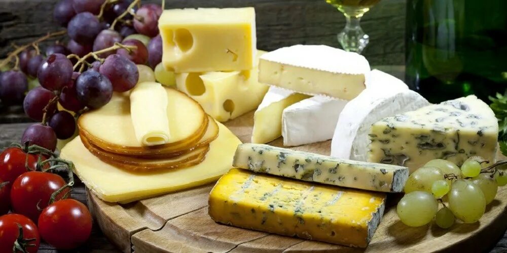 Сыр растительного происхождения. Сыр. Сыр Италия. Сыры Италии. Сыр итальянский твердый.