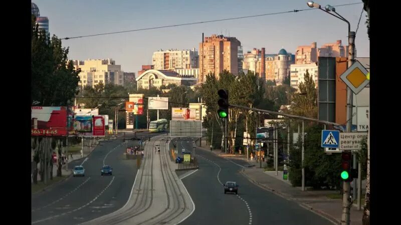 Донецк центр улицы. Улица артема донецк. центральные районы донецка.