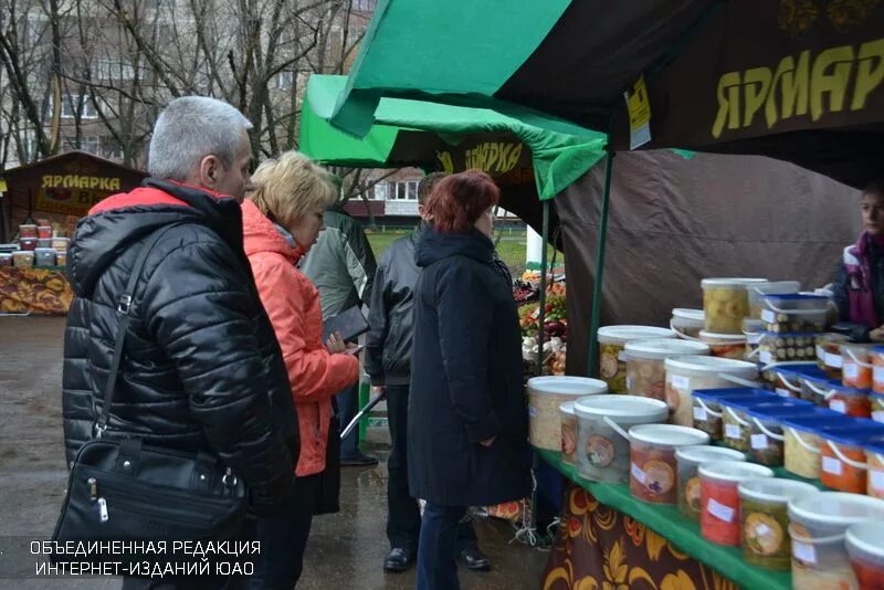 Ярмарка выходного дня в Бирюлево Восточное. Ярмарка в Бирюлево Западное. Весенние ярмарки выходного дня. Московская ярмарка в Бирюлево.